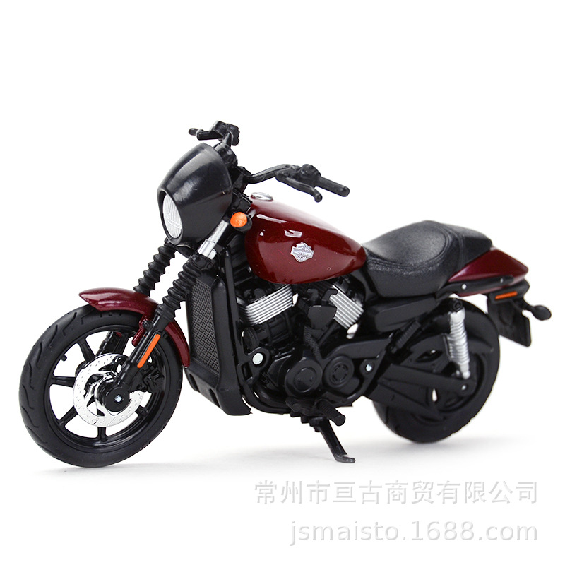 2015 Street 750 wine red