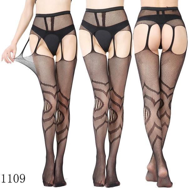 1109 [No underwear]