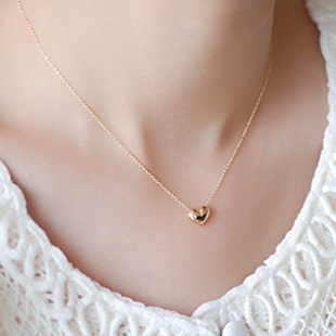 Wholesale Korean Accessories Fashion Elegant Sweet Cute Short Gold Heart Necklace Choker Collar Necklace for Women