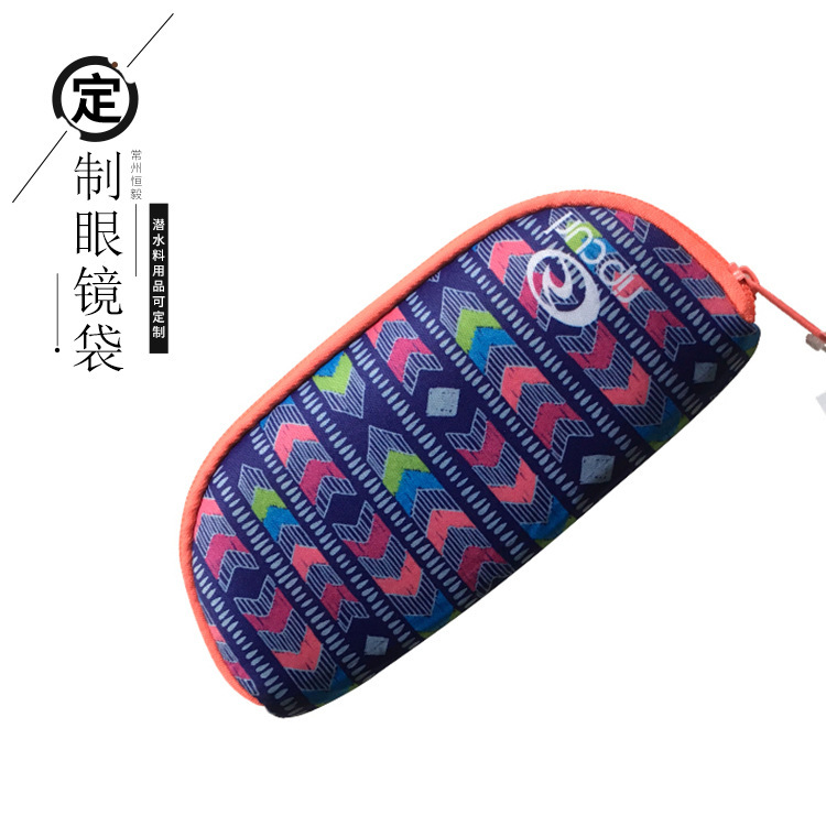 Manufacturer Customized 3D letter neoprene diving material glasses protective bag drop-resistant diving material glasses bag