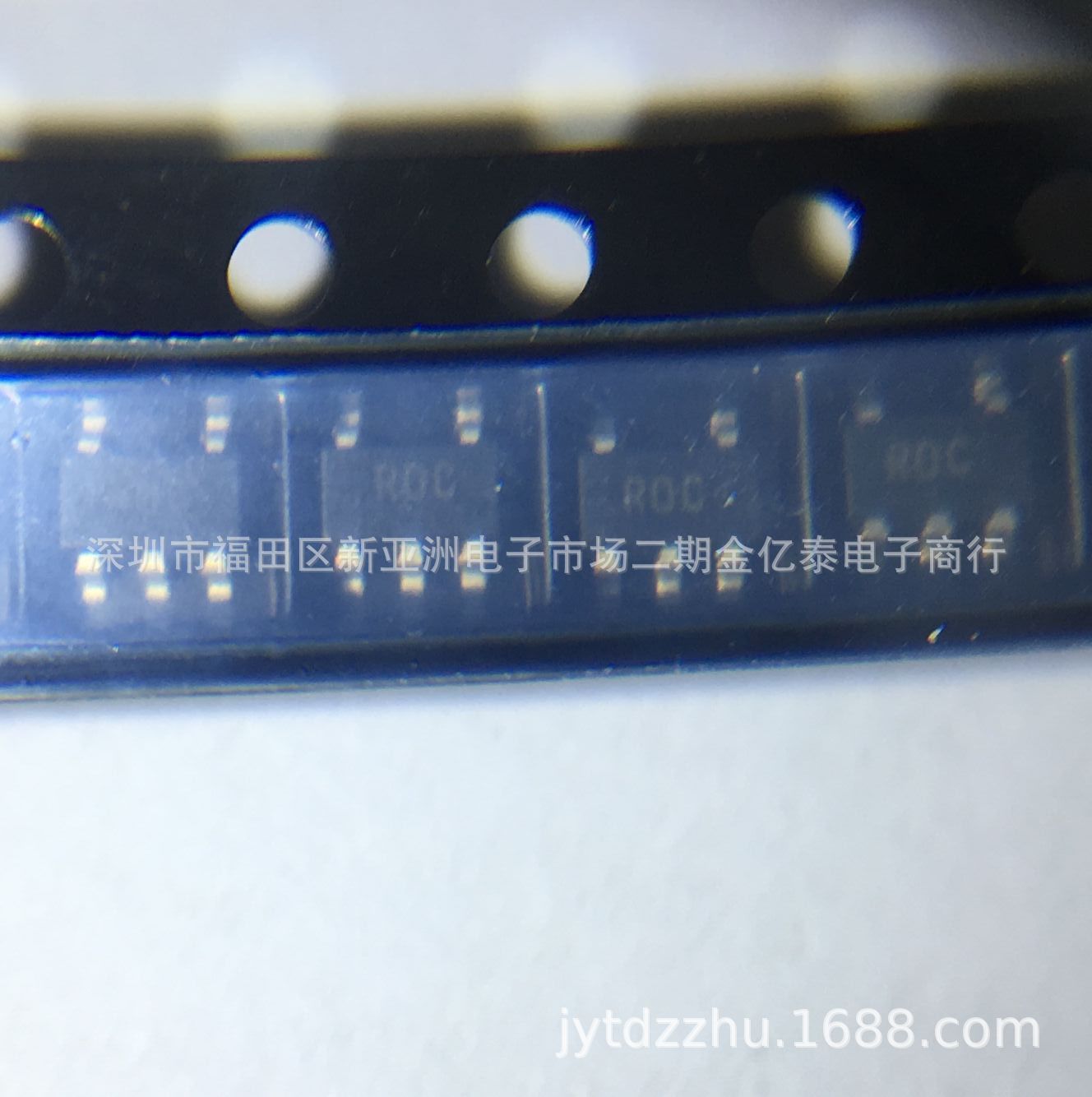 电压基准ADR360AUJZ ADR360BUJZ 丝印ROC 单价以报价为准