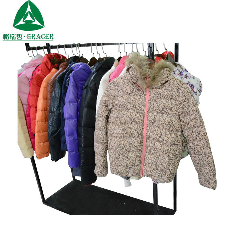 二手服装厂家杂款冬季男士羽绒服鸭绒短款棉衣直供菲律宾 泰国