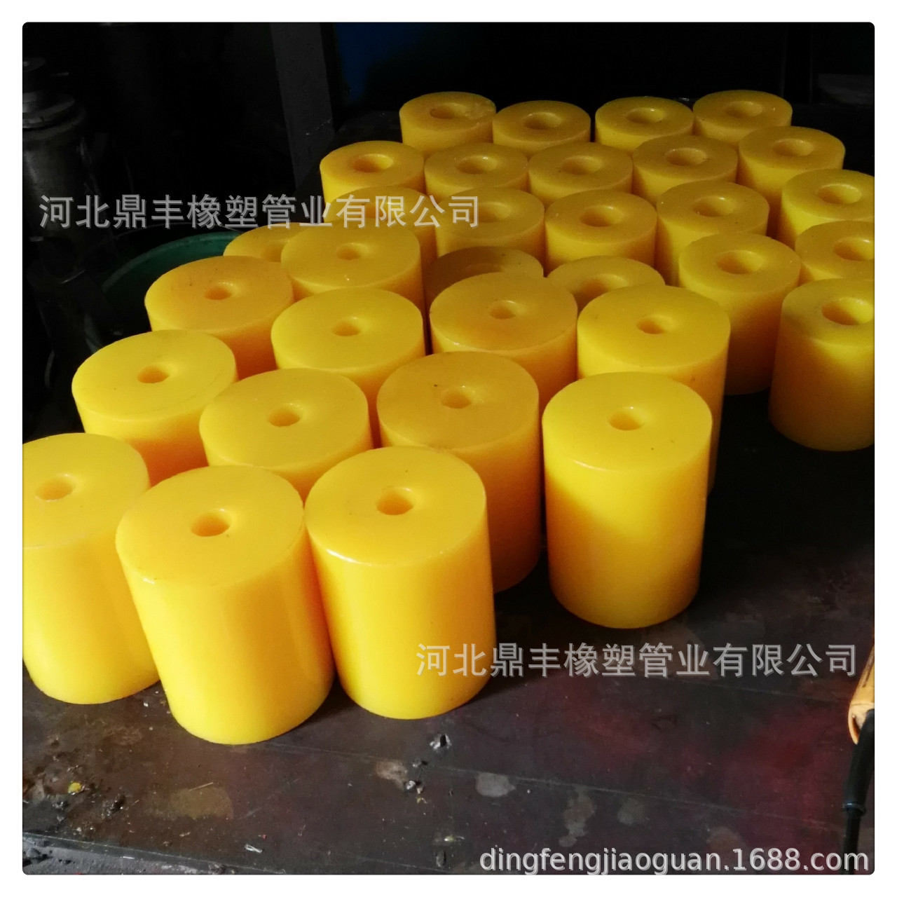 厂家供应 模压聚氨酯件 浇注聚氨酯pu杂件  聚氨酯异形件加工定