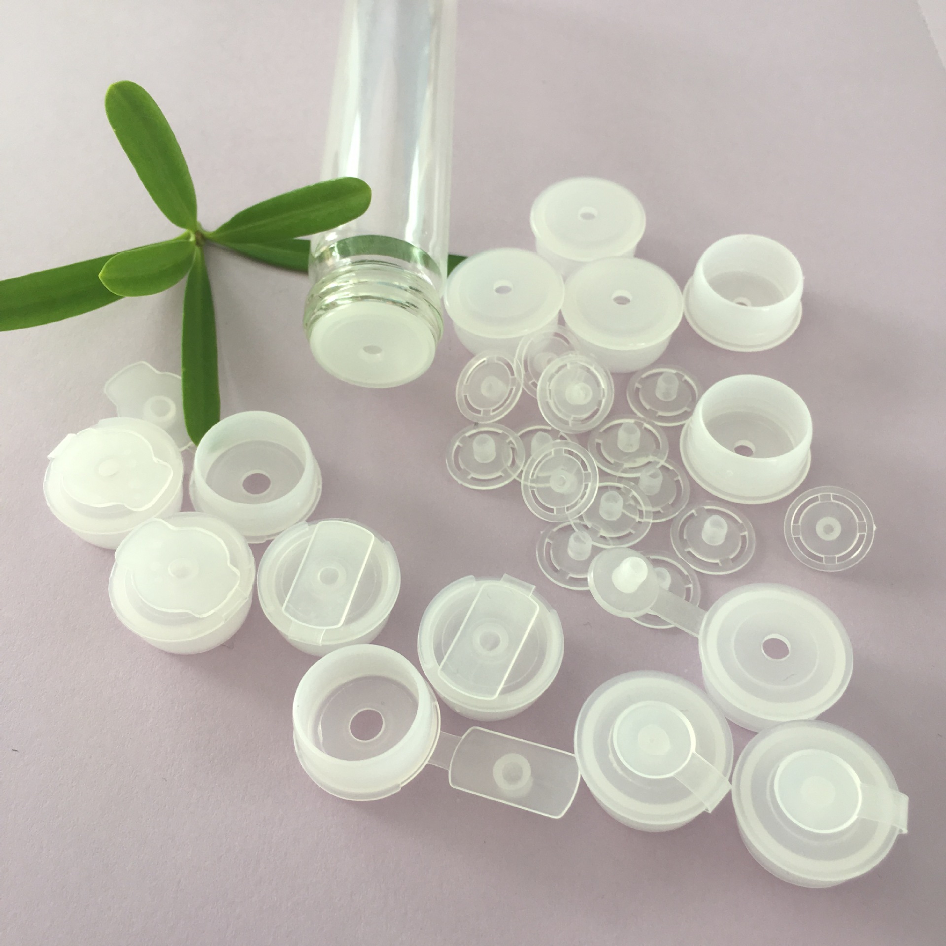 化妆品塑料内塞19mm精油瓶24牙乳液瓶内塞连体塞防尘密封批发