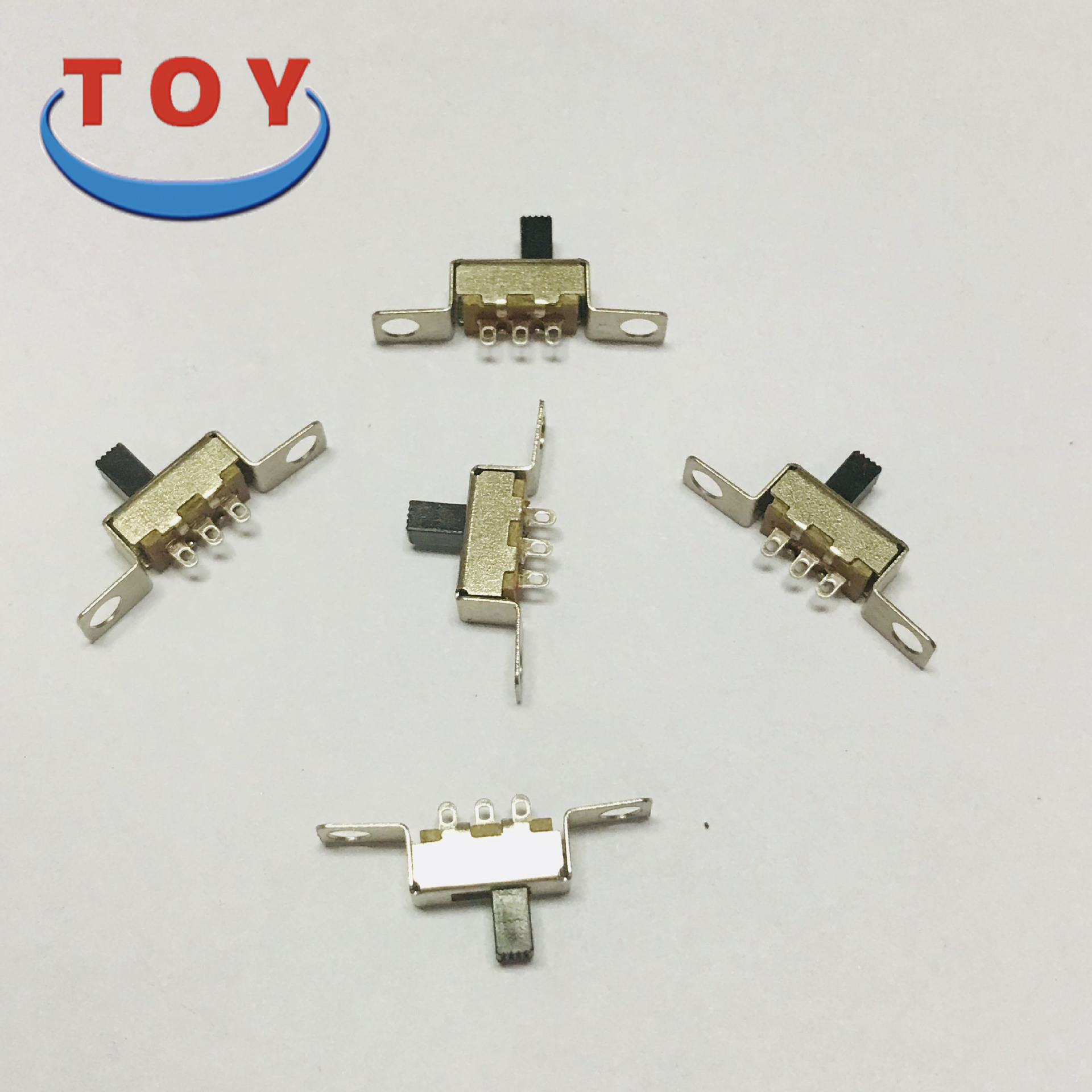 TOY厂家直销拨动开关 SS12F48玩具电源电动立式拨动开关 1P2T开关