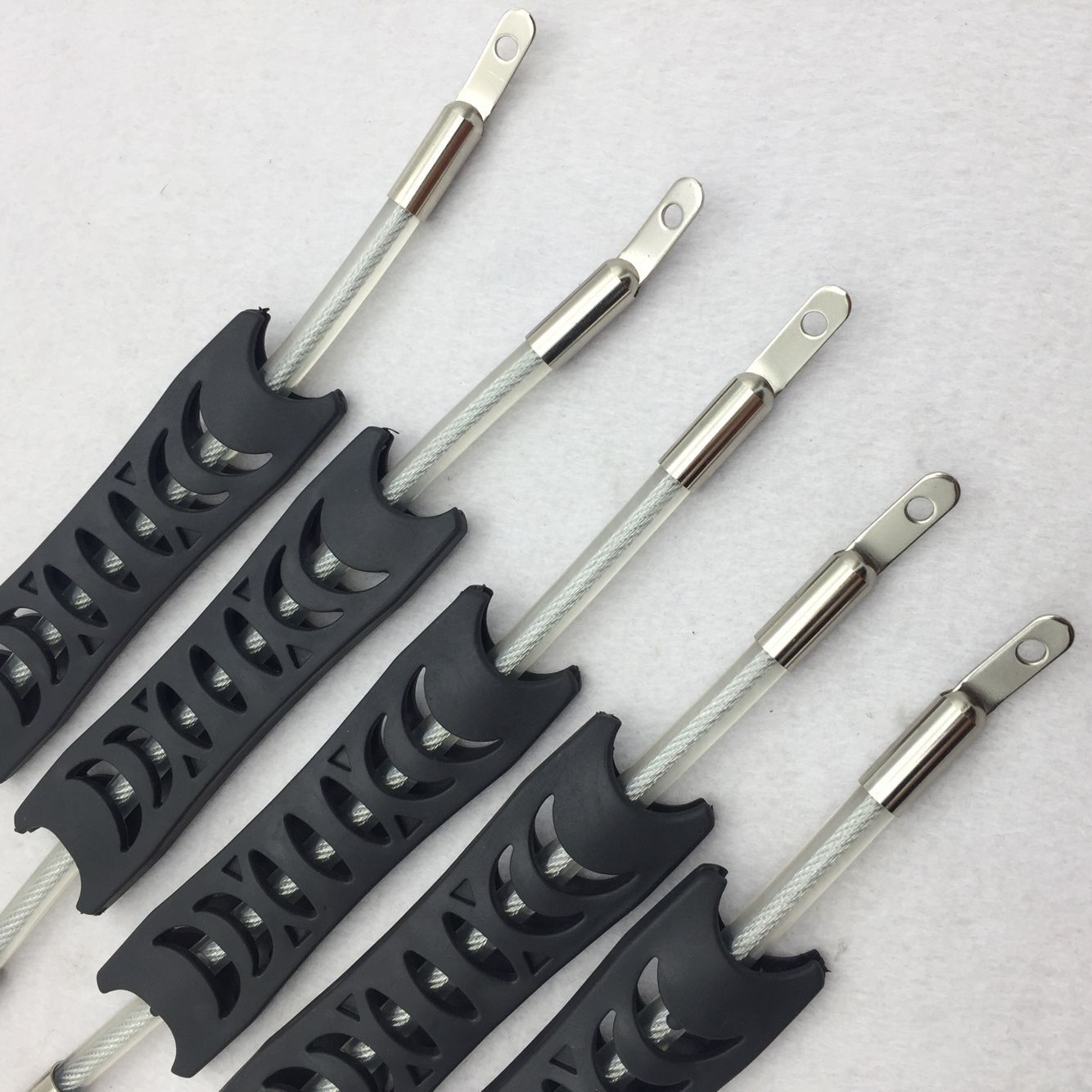 Fábrica personalizada de computadora maleta mango de acero inoxidable cable de acero terminal de presión accesorios de mango de maleta