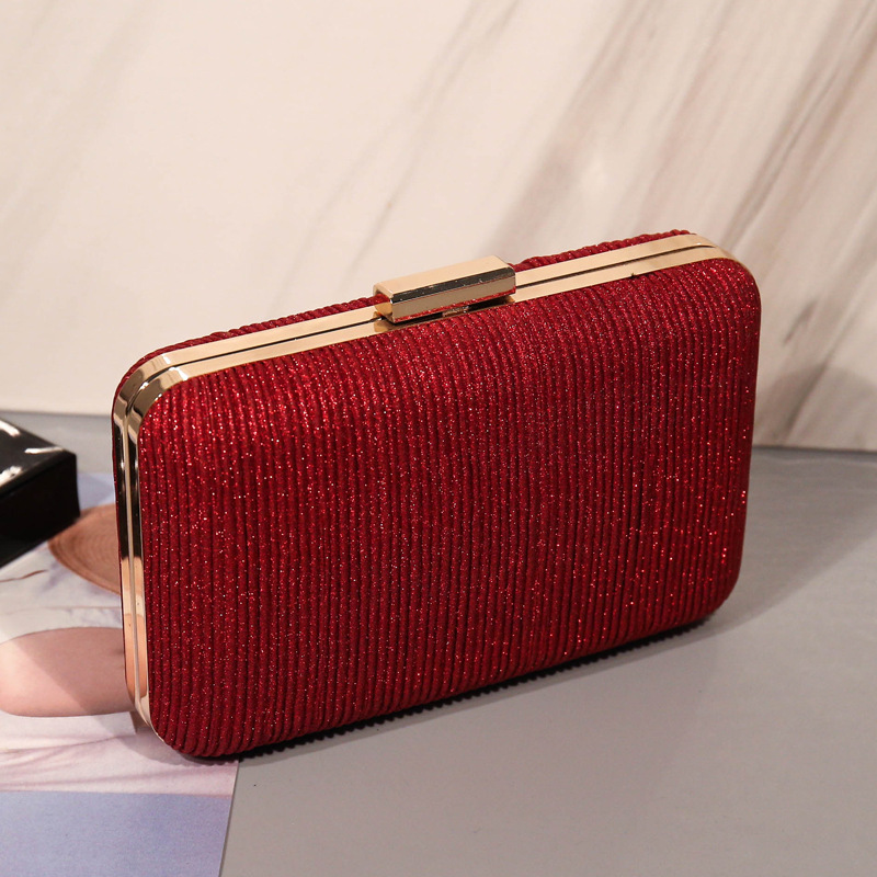 El nuevo bolso de noche plisado del fabricante vestido de fiesta bolso de mujer bolso de embrague plisado Amazon entrega transfronteriza de una pieza