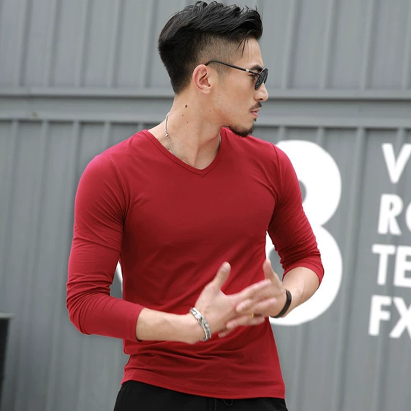 Maroon, V-neckline