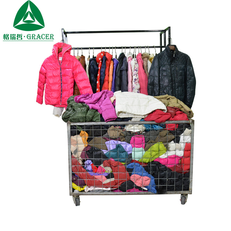 广州旧服装男士加厚棉衣混批 杂款冬装外套短款棉袄男款羽绒棉服