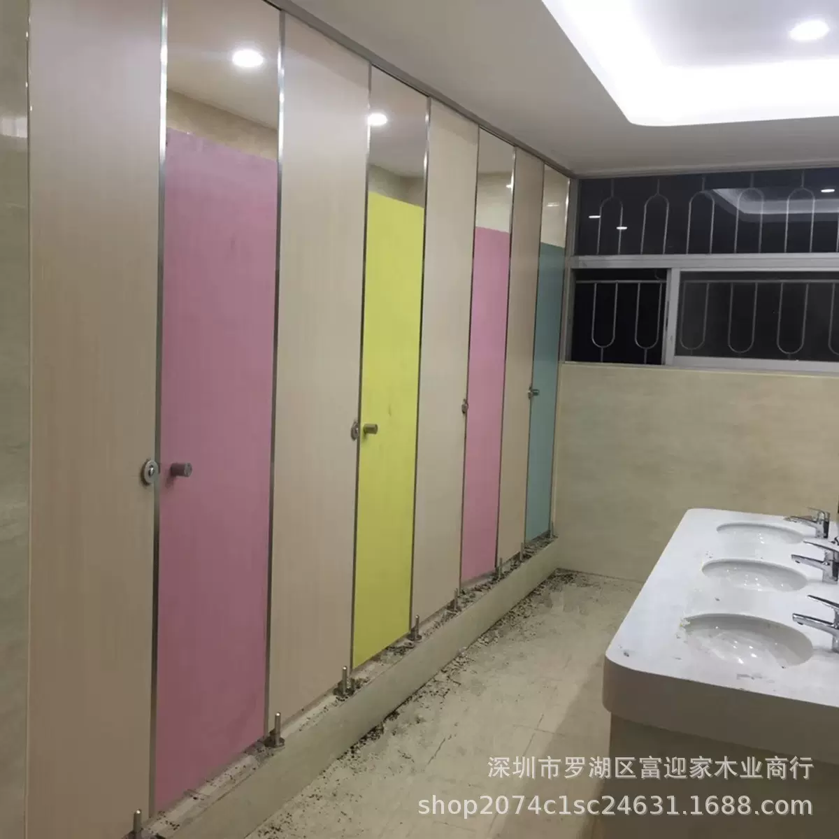 厂家直供二代抗倍特板公共卫生间隔断厕所隔断学校商场医院隔墙板