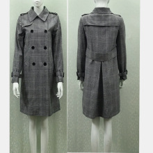 明星同款秋冬季新款韩版街拍格子双排扣长袖西装领风衣外套女上衣