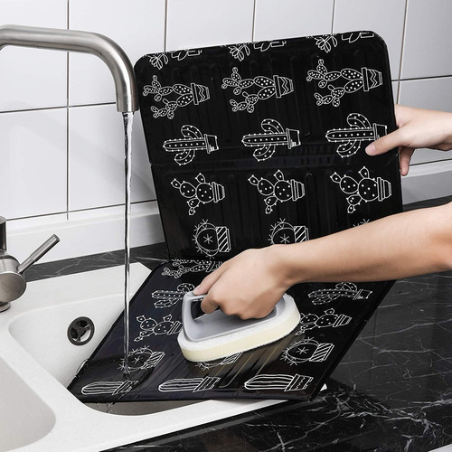 Kitchen oil baffle gas stove aluminum foil heat insulation board household cooking oil splash baffle folding aluminum film oil barrier board