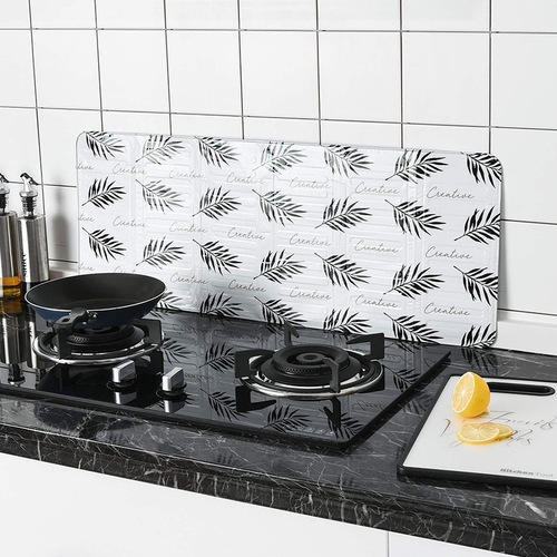 Kitchen oil baffle gas stove aluminum foil heat insulation board household cooking oil splash baffle folding aluminum film oil barrier board