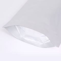 Aluminum foil bags for wholesale from manufacturers, self-standing and self-sealing packaging bags for printed tea, nuts, and food vacuum bags. Aluminum foil bags.