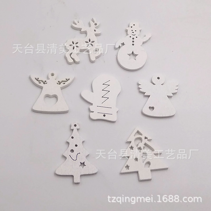 Artesanías navideñas de madera de bricolaje Dibujos animados pintados de fondo blanco Mezcla de Navidad 50 piezas en un paquete