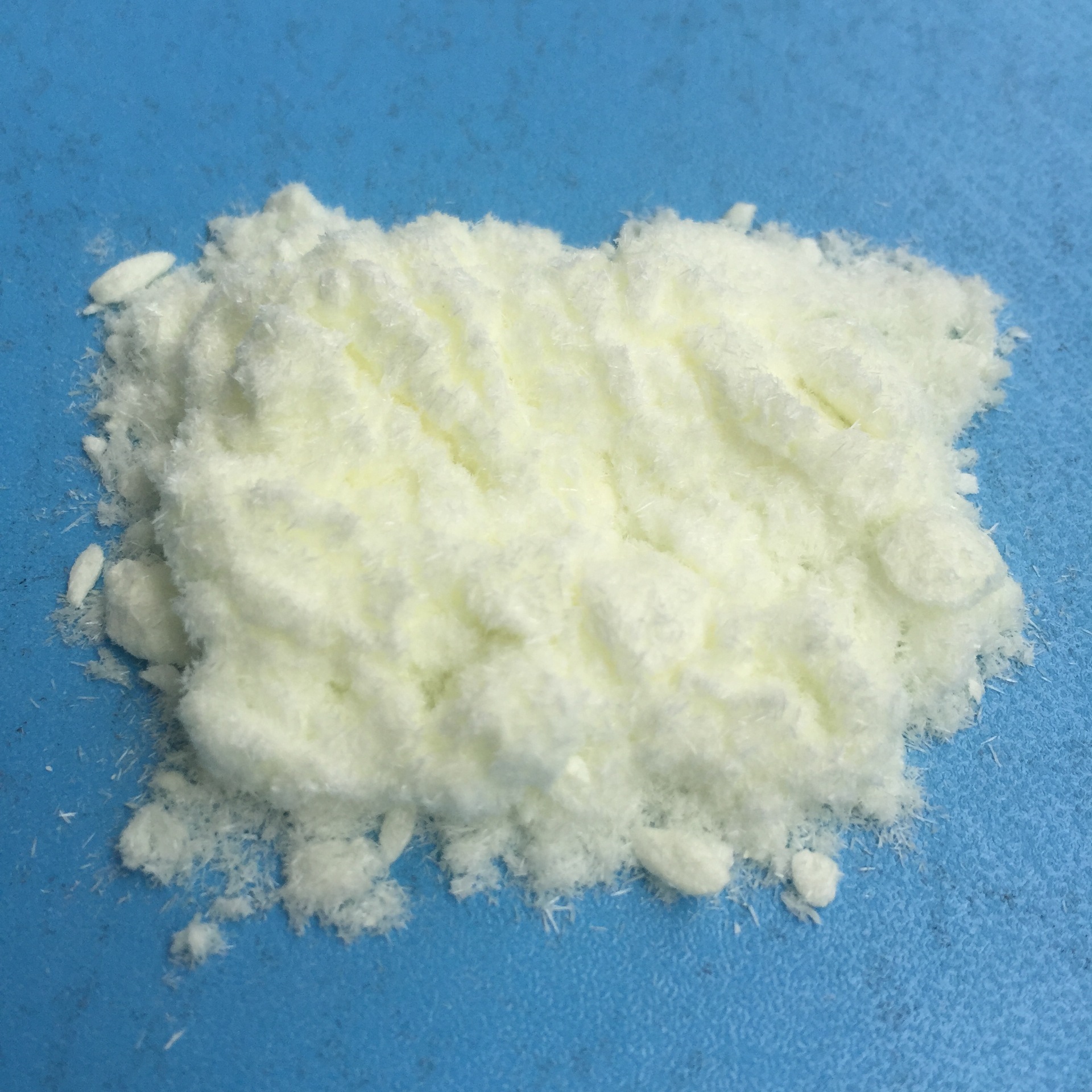 抗老化剂紫外线吸收剂UV-81 UV-12    适合橡胶和农膜用