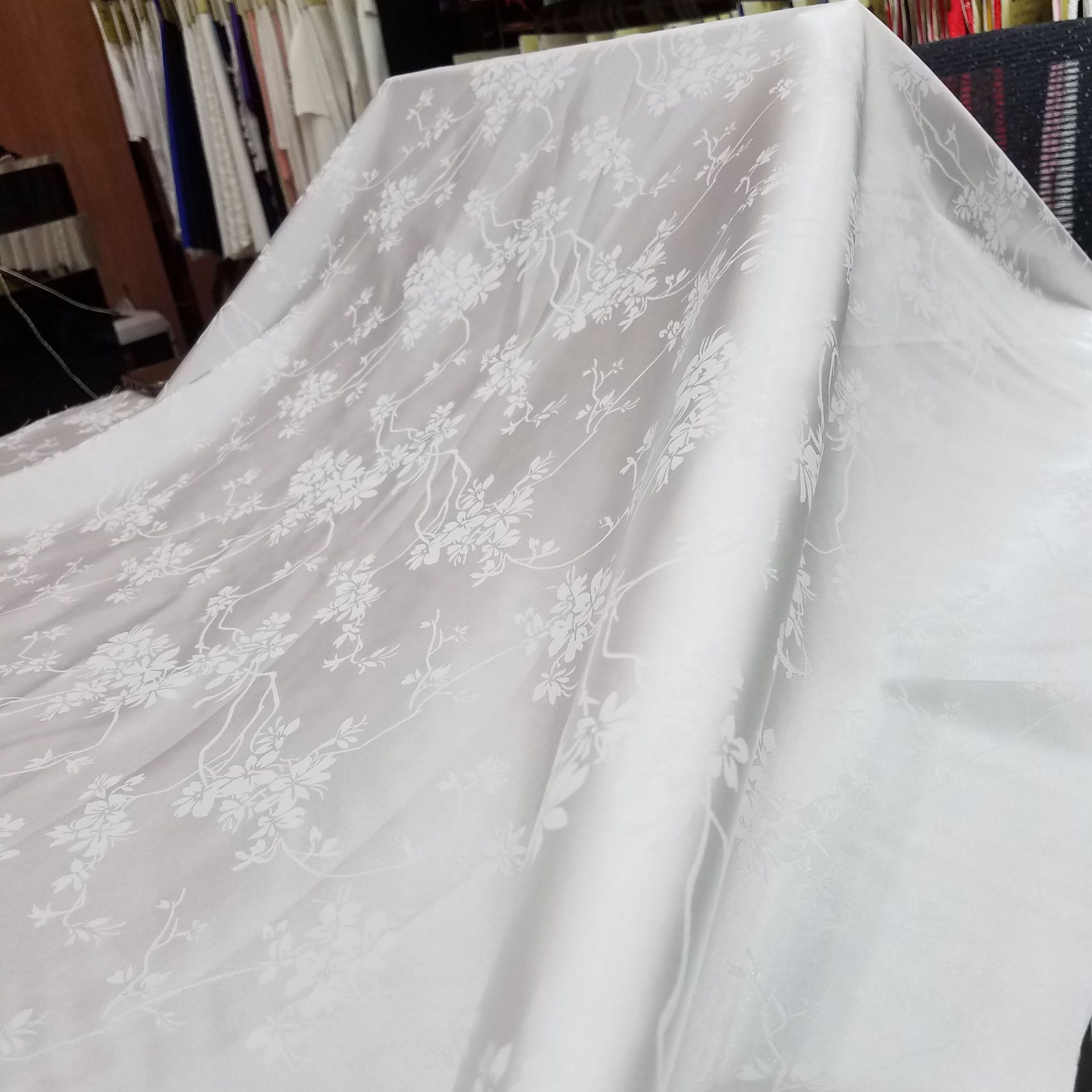 库存现货厂家直销仿真丝绸缎适合做睡衣 连衣裙 汉服 抱枕 汉服饰