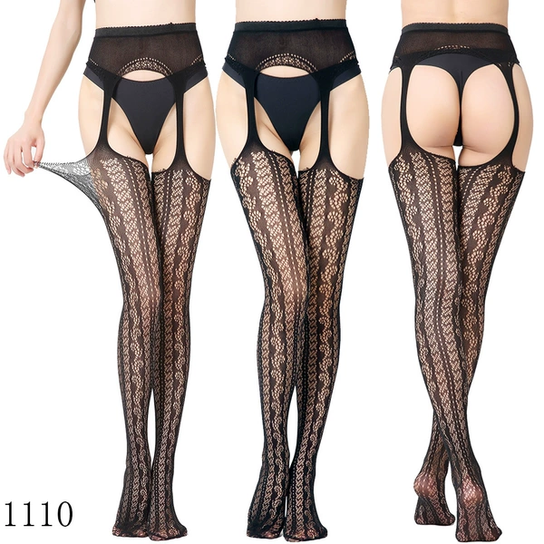 1110 [No underwear]