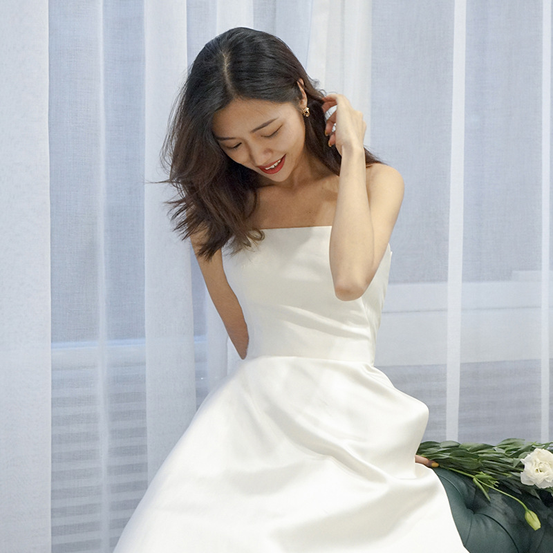 Satin Wedding Dress, Simple 2026 Spring New Korean Strapless, High-waisted, Slimming, Dreamy Princess Style, Suitable_voghion.com