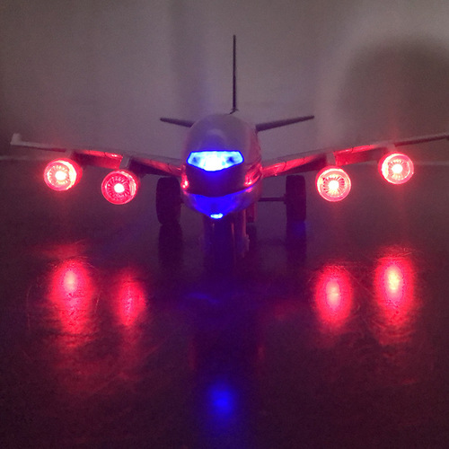 【Packaged】Kaiwei【With Stand】Aircraft Sound and Light Spring Alloy Transport Aircraft Model LZ05