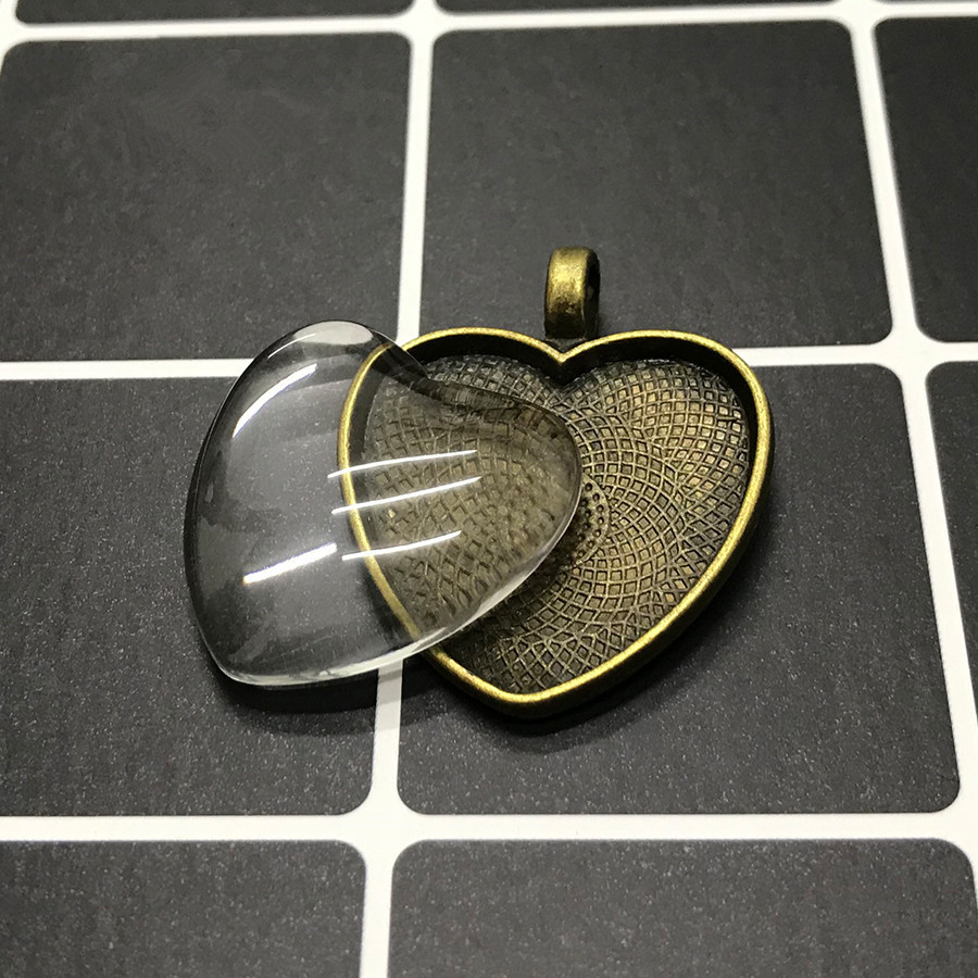 Aleación de accesorios de la joyería diy25mm melocotón corazón gema tiempo base transfronteriza Europea y Americana COLLAR COLGANTE de fábrica al por mayor