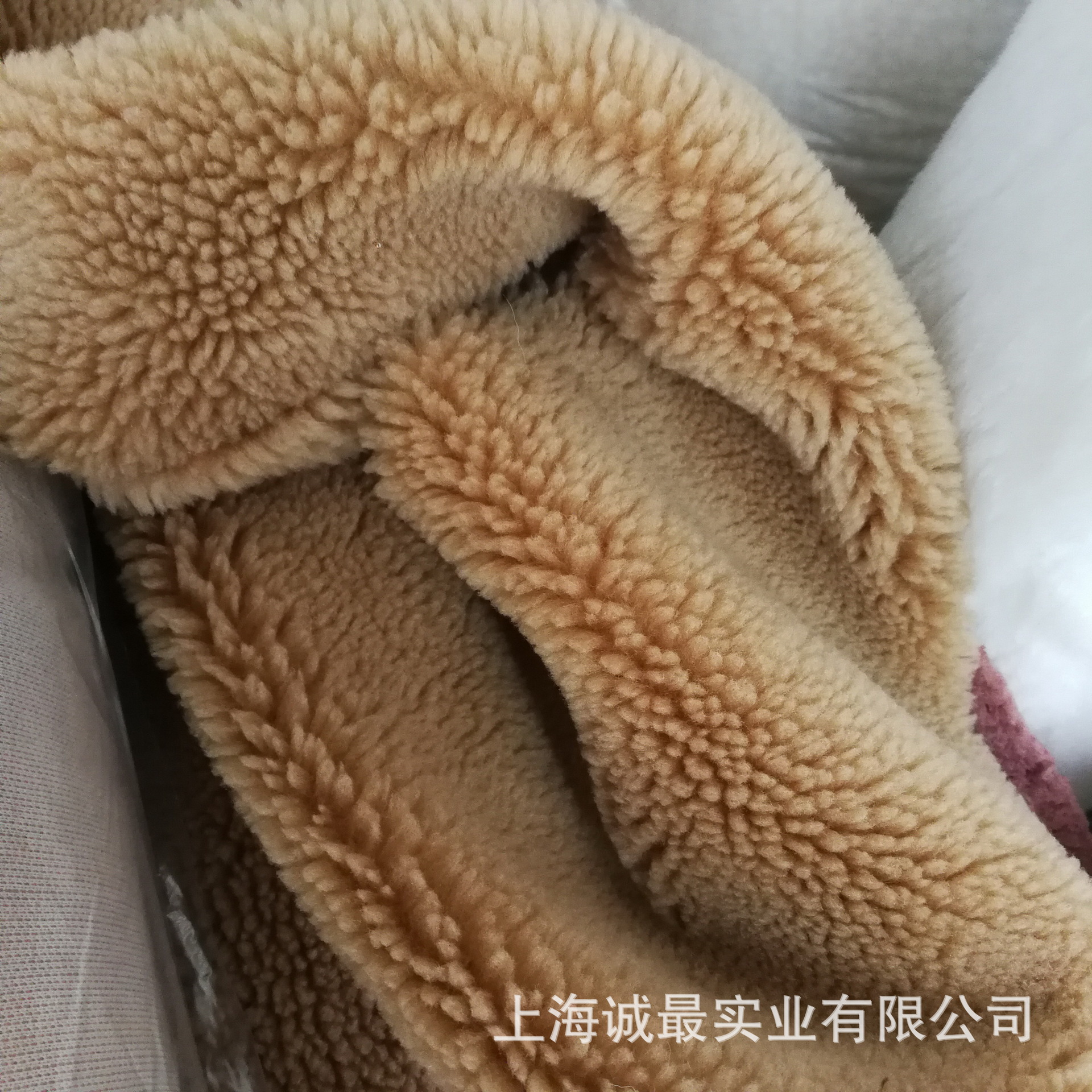 仿冰岛毛面料 纯羊毛羊羔绒 羊毛羊羔毛布面料 毛面纯羊毛羊羔毛