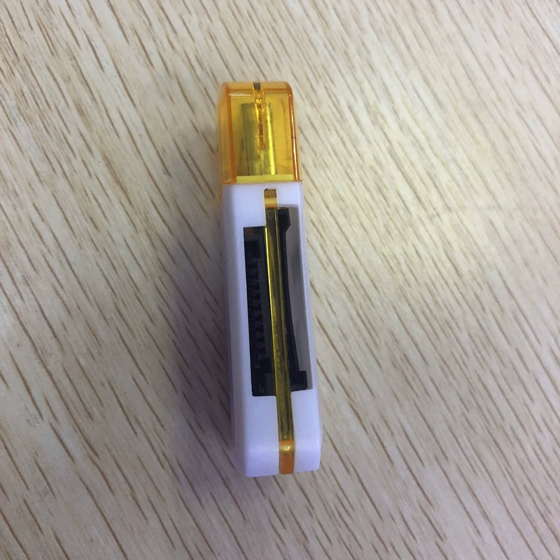 Многофункциональный кард-ридер: SD-камера TF-карта четыре в одном USB2.0 высокоскоростное хранение карта ноутбук коробка оптом
