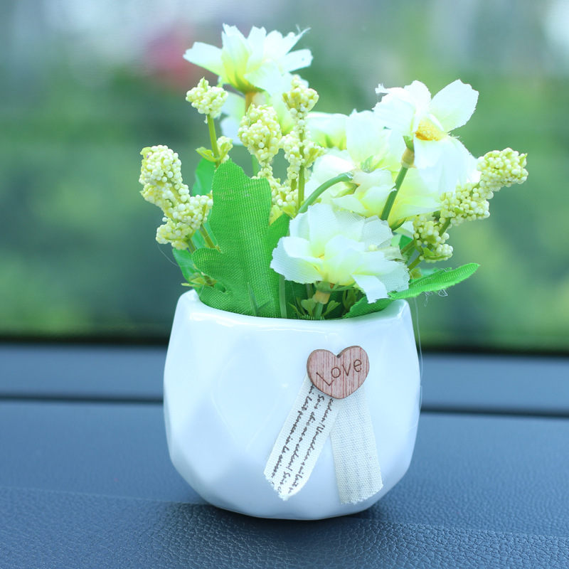 Qìchē – Car Ornament Simulation Car ornaments - white-gerbera-white-bottle