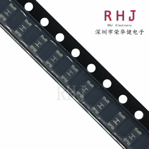 1206L110WR 1206 1.1A 1100MA 6V 丝印H 贴片 LF力特自恢复保险丝