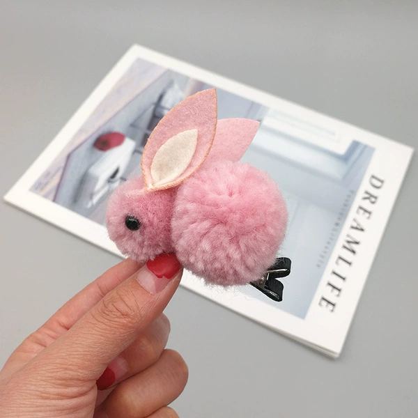 Fuchsia rabbit, hairgrip