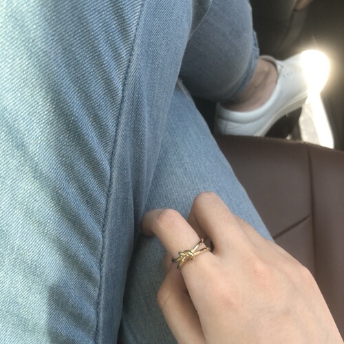 Elegant and Minimalist Celie Style Fashion Ring with Knot Openwork and Gold Plating, Made of Brass for a Trendy and Charming Look