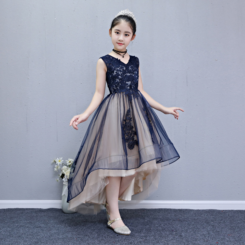 Без рукавов, ассиметричный крой