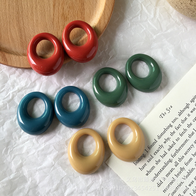 Anna with milk tea color geometric hollow oval resin accessories diy hand-made earrings jewelry materials wholesale