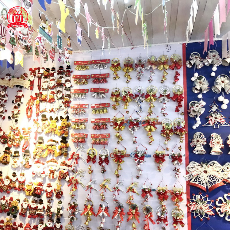 Galvanoplastia de plástico de Navidad accesorios de campana colgante de árbol de Navidad decoraciones de Navidad accesorios de diseño de escena Accesorios