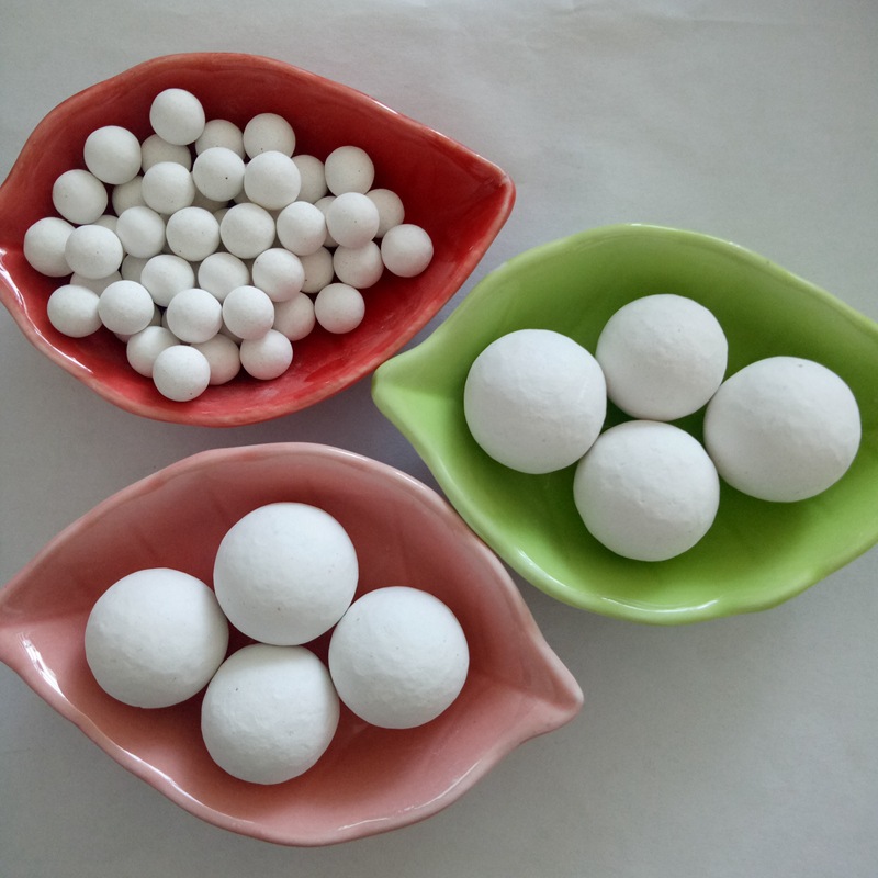 供应麦饭石球 水处理滤料白色负离子球 灰咖色电气石球 多种规格