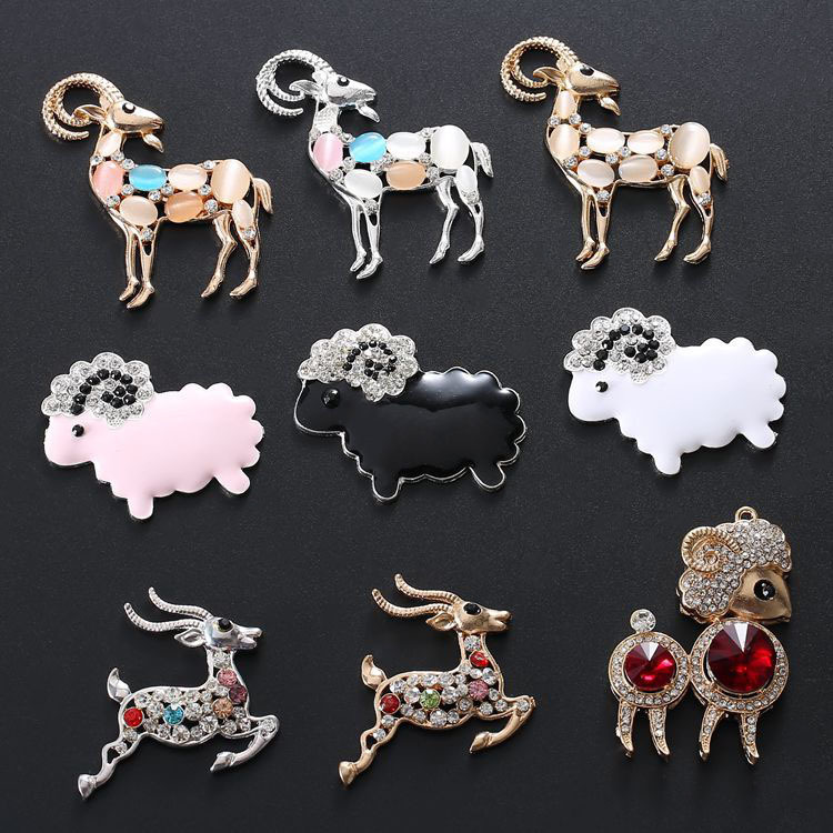 Creative DIY Phone Case Accessories Lucky Sheep Rhinestone-Embellished Sheep Deer Animal Decorations Beauty Material Kits Wholesale Creative DIY Phone Case Accessories Lucky Sheep Rhinestone-Embellished Sheep Deer Animal Decorations Beauty Material Kits Wholesale