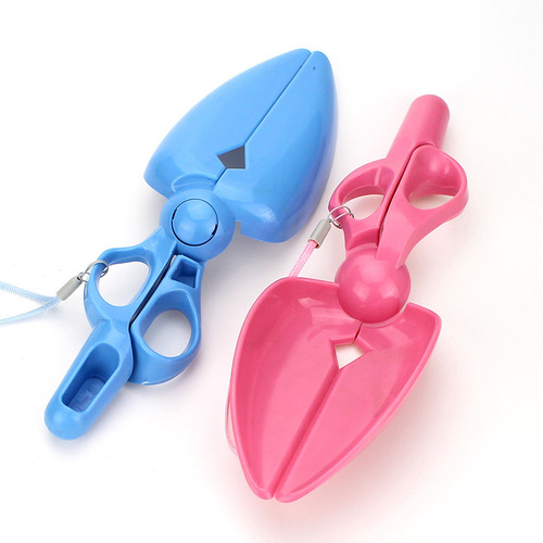 Wholesale scissor-type pet toilet picker, dog toilet clip, poop clip, Teddy Golden Retriever pet supplies