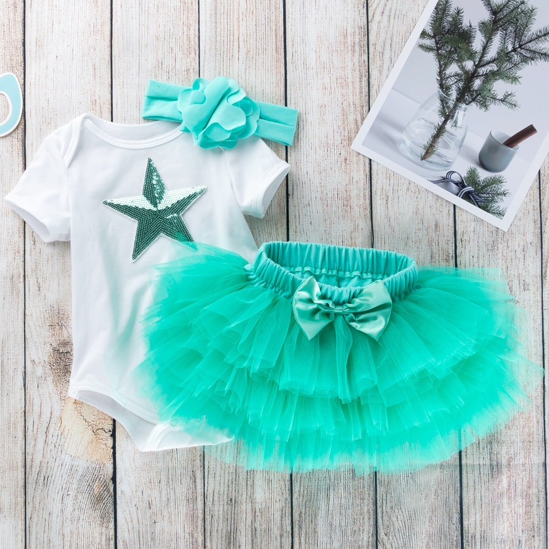 Venta directa de fábrica: Conjunto de vestido para el primer cumpleaños de bebé niña, pelele de manga corta, falda de seis capas, accesorio para el cabello, conjunto de fiesta de 3 piezas.
