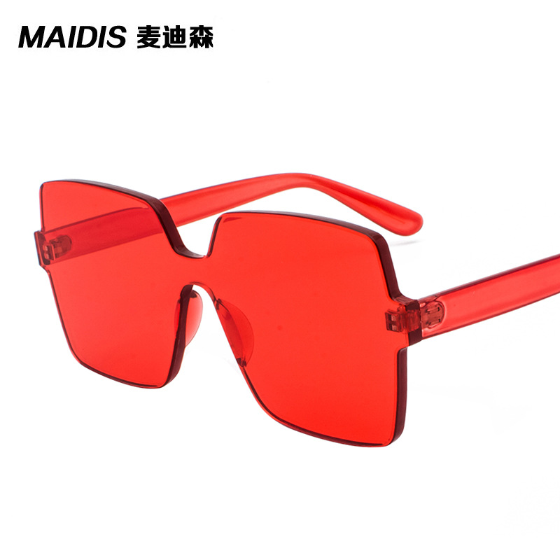 Square retro sunglasses