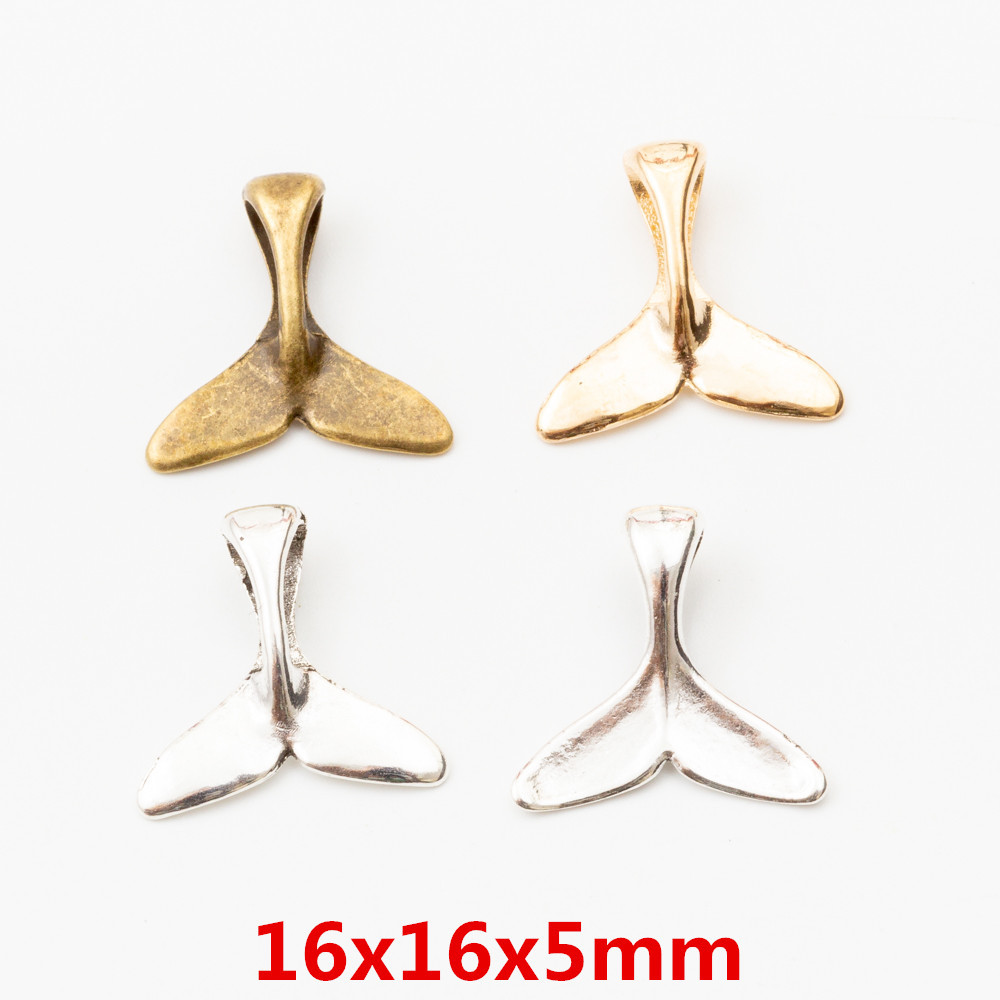 Retro accessory with accessories