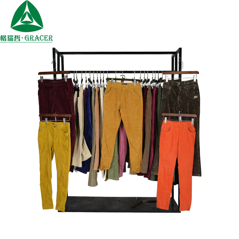 二手衣服 出口 旧衣服 非洲贸易 中东 二手灯芯绒裤 机压包按斤称