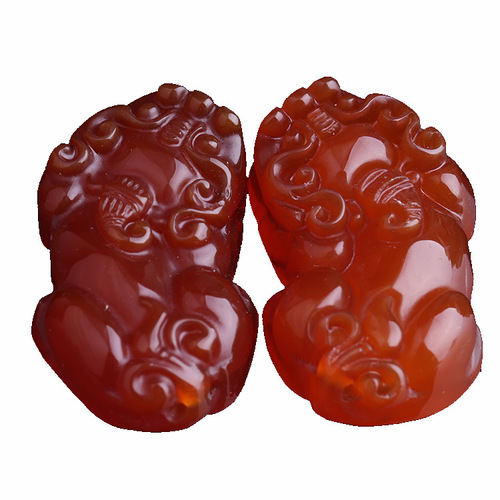Red agate Pixiu pendant ice chalcedony money leather pendant men and women jade jade pendant live supply