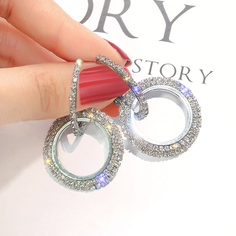 Silver Needle Korean Style New Fashionable Diamond Earrings for Women, Diamond Geometric Circle Earrings, European and American Simple and Versatile Earrings