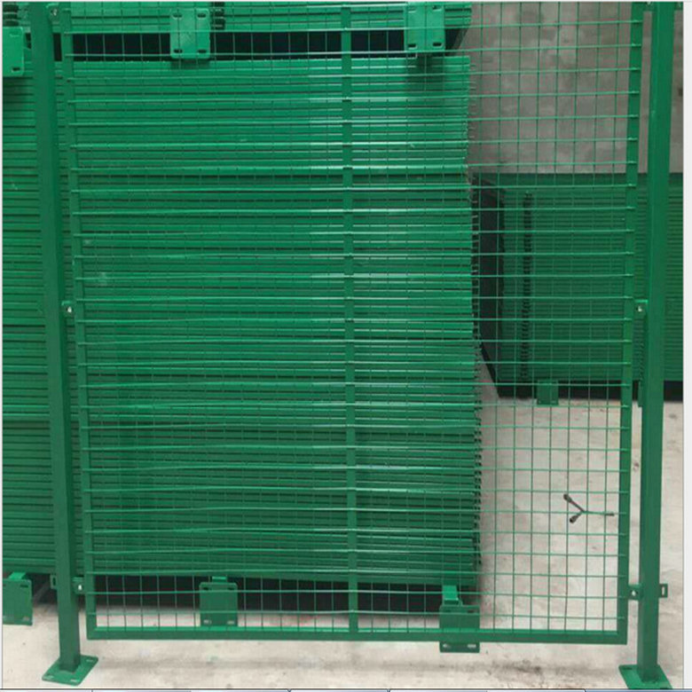 广州现货可移动护栏网仓库隔离网铁丝网防护栏车间小区专用