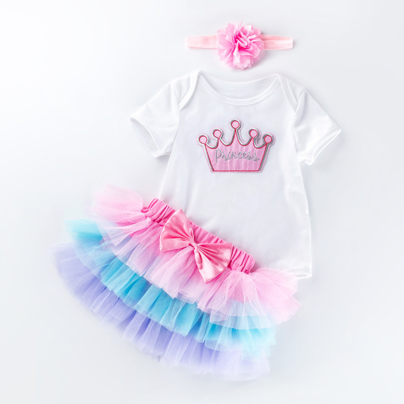 Venta directa de fábrica: Conjunto de vestido para el primer cumpleaños de bebé niña, pelele de manga corta, falda de seis capas, accesorio para el cabello, conjunto de fiesta de 3 piezas.