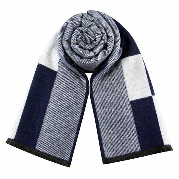keep warm scarf made of faux fur
