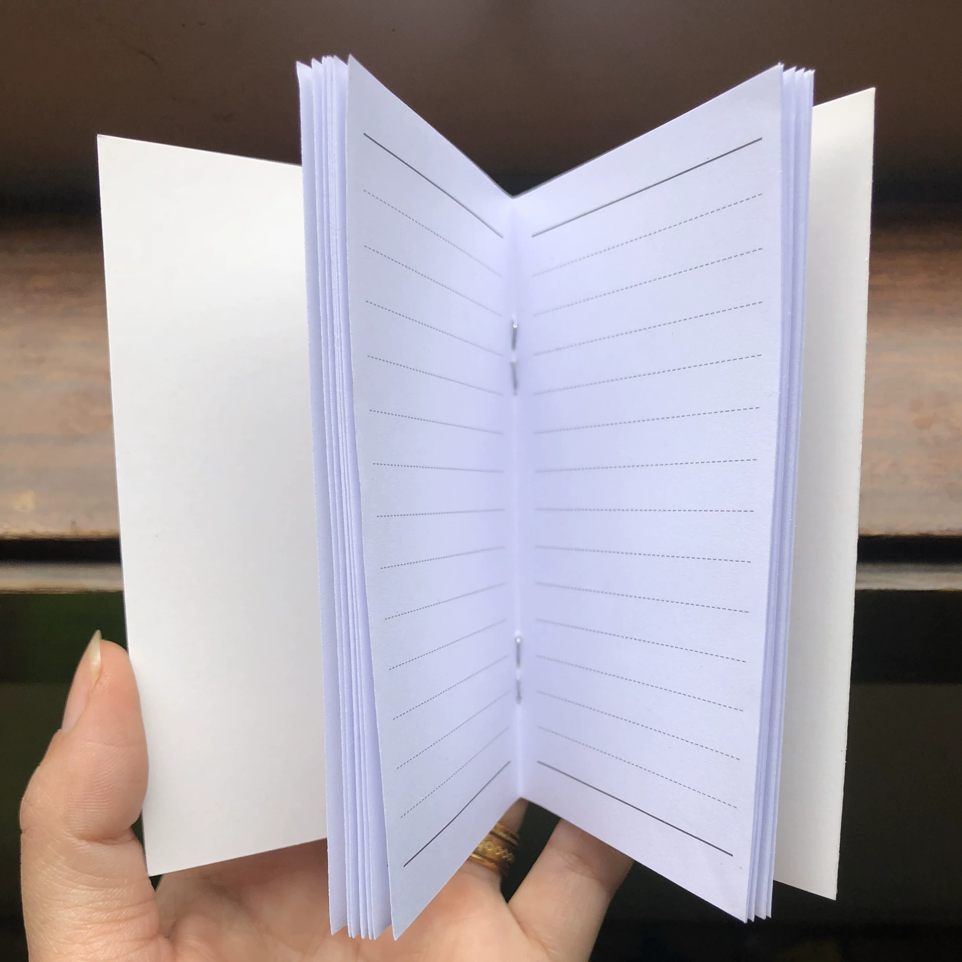 Картинная книга, блокнот, маленький ноутбук