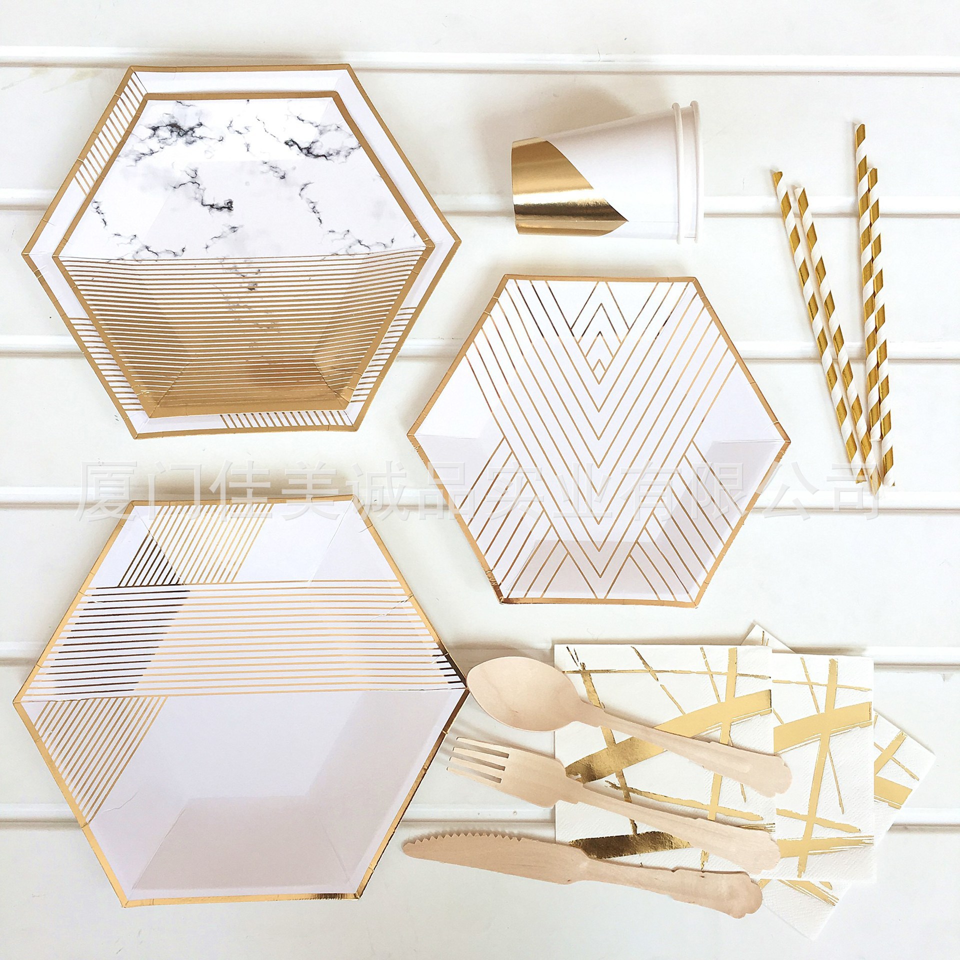 Disposable Paper Plate Paper Dish Marble Tableware Hot Stamping Paper Plate Cup Paper Straw Tissue Paper Tableware Set