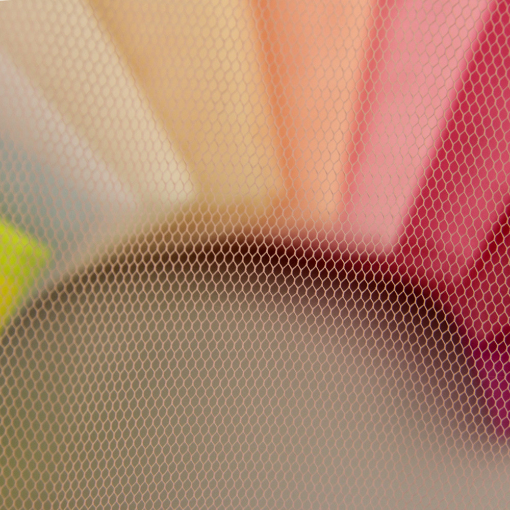 现货加硬六角网布 涤纶50D六角硬网眼布纱 童装裙撑硬网布