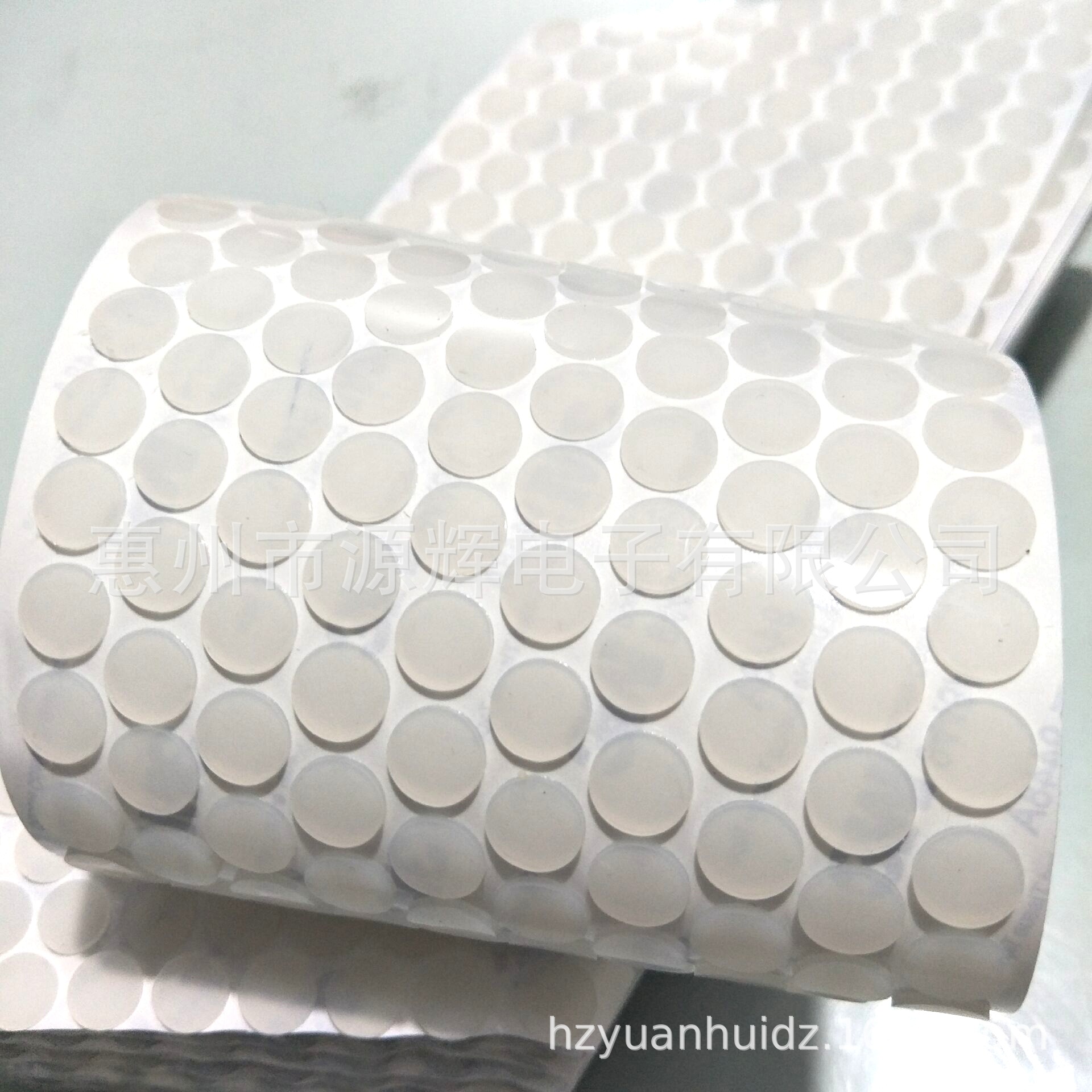 自粘硅胶垫片方形圆形黑色硅胶脚垫防滑垫圈厂家批发带背胶带胶